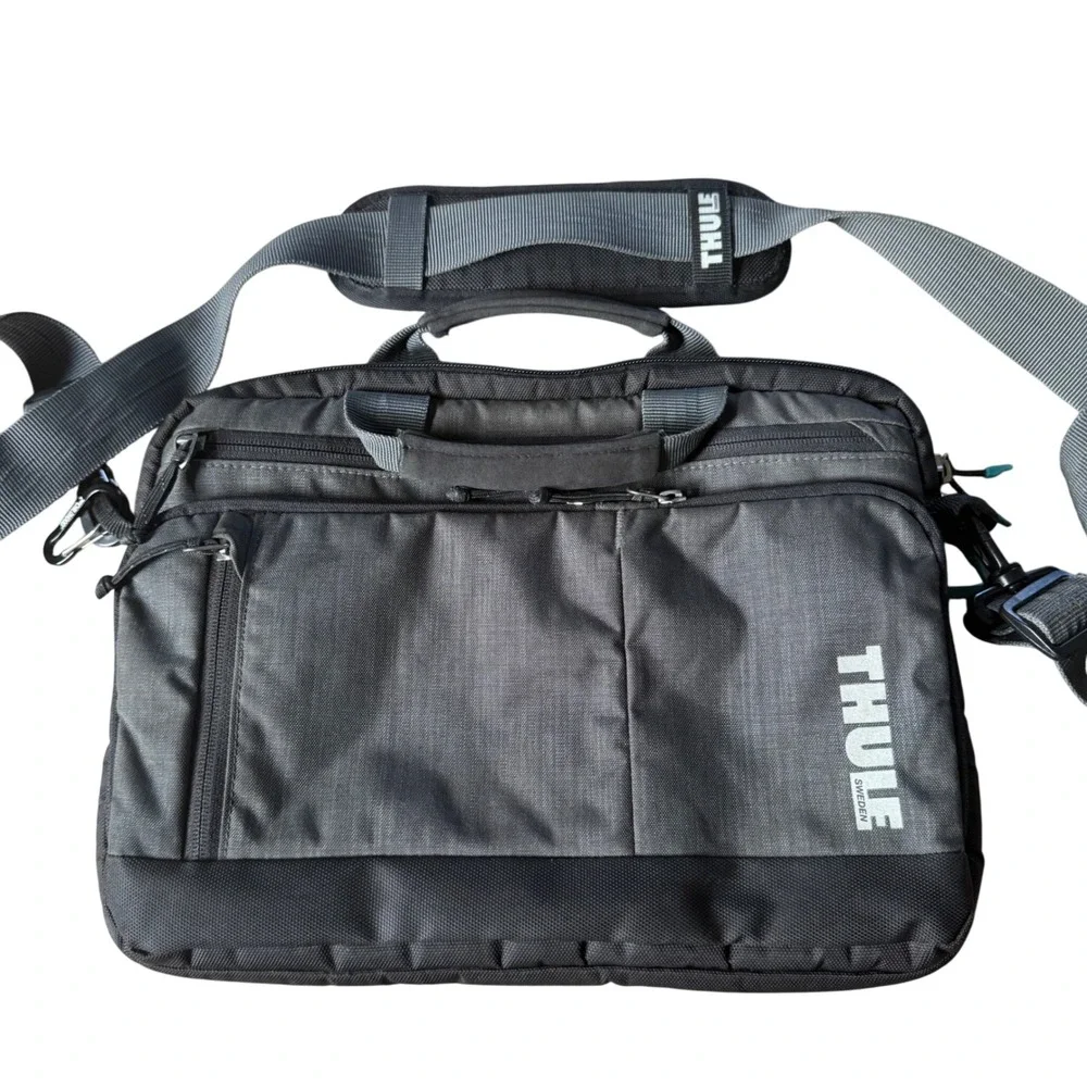 Thule Stravan Deluxe 15